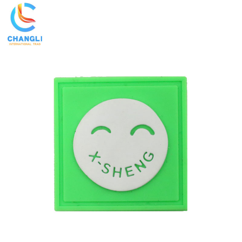 Drop plastic label (20)