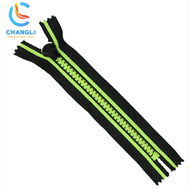 Resin zipper (10)