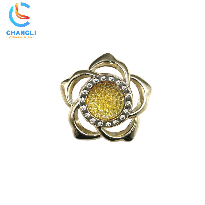 Shoe button (71)