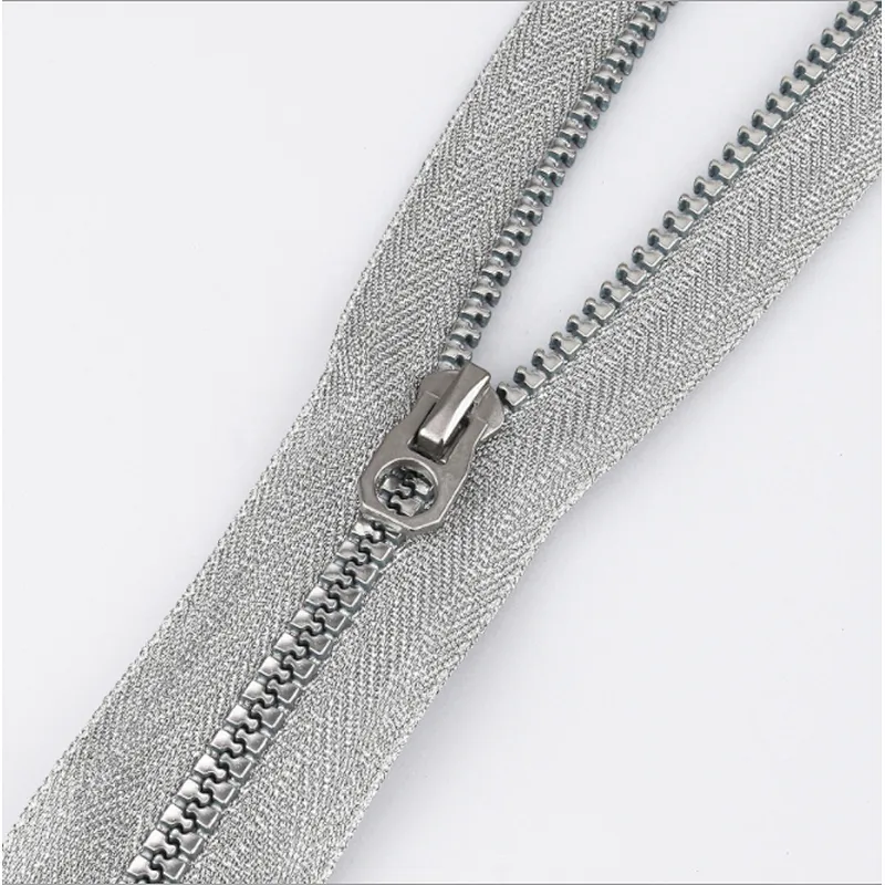 Resin zipper
