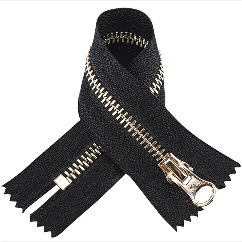 Metal zipper