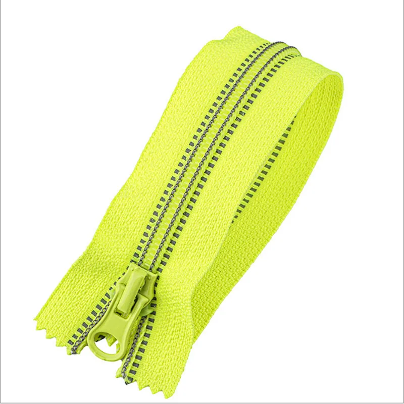 Nylon zipper