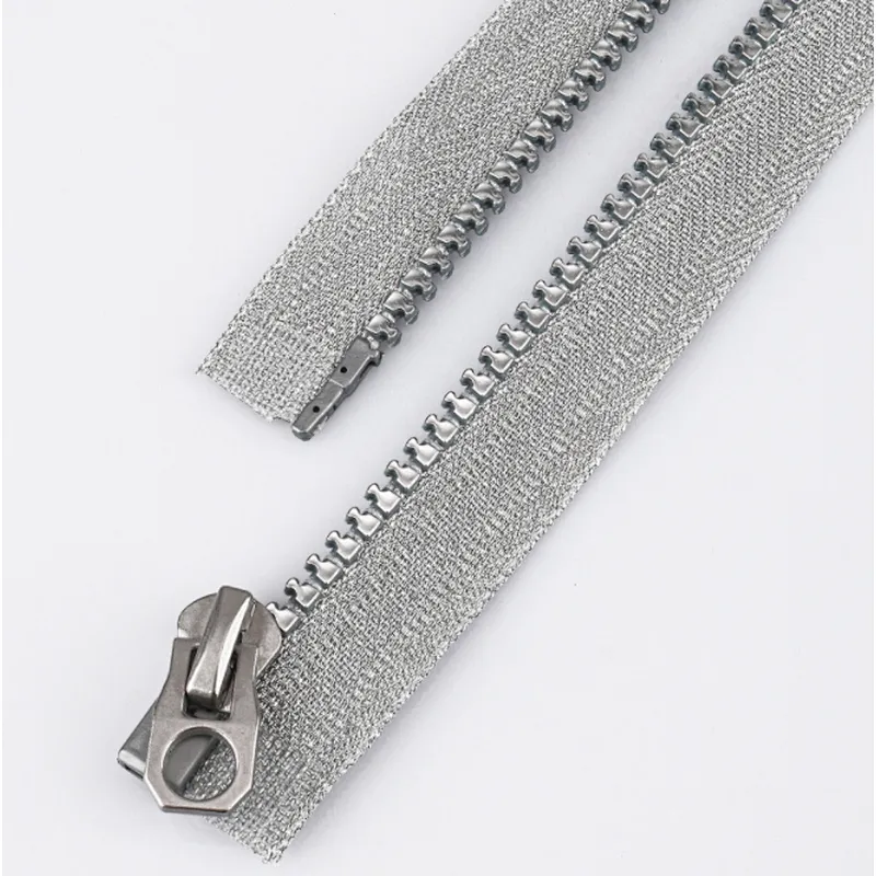 Resin zipper