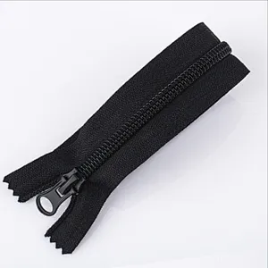 Nylon zipper