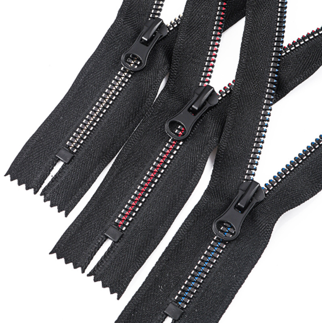 Resin zipper