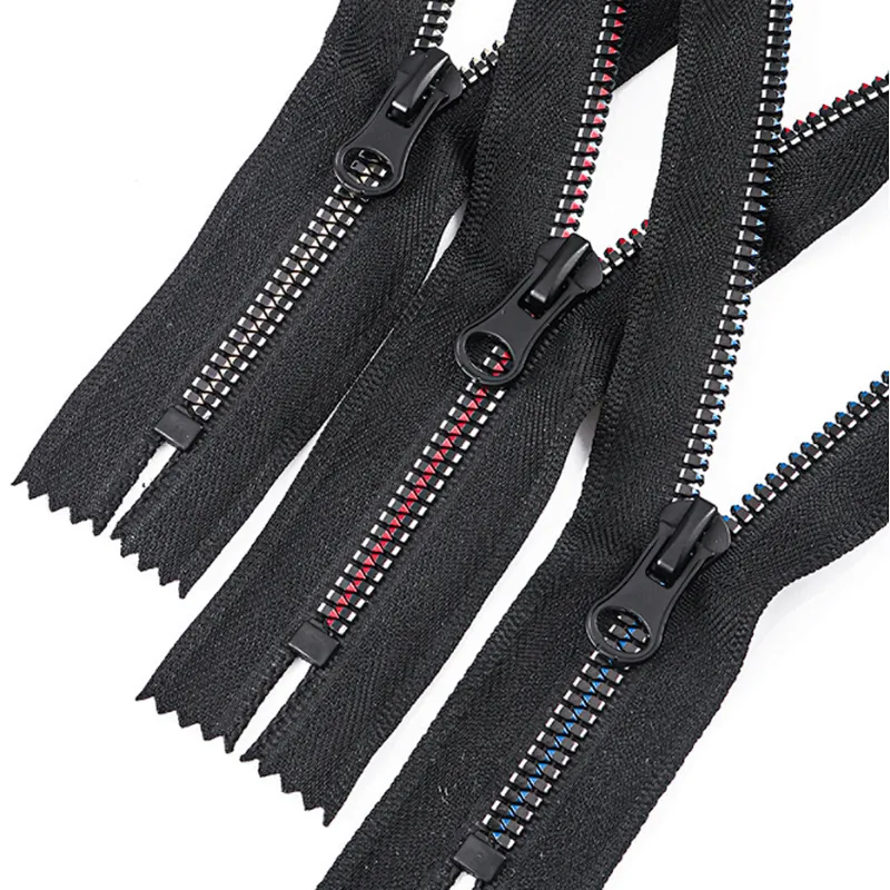 Resin zipper