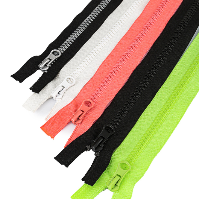 Resin zipper