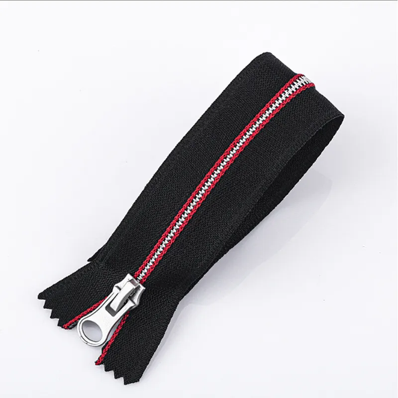 Nylon zipper