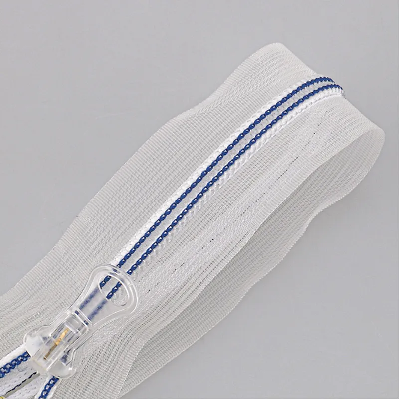 Nylon zipper