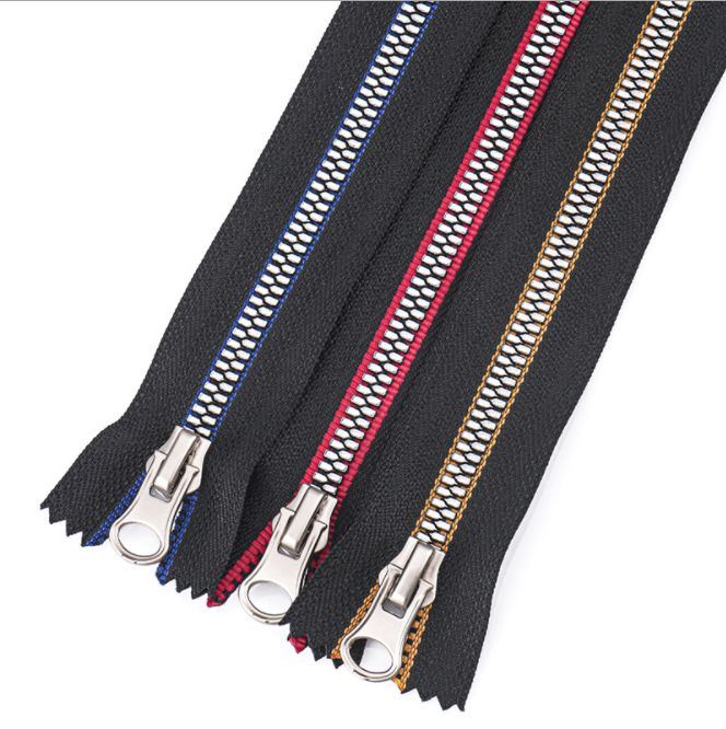 Resin zipper