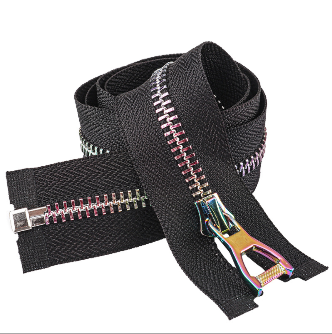 Metal zipper