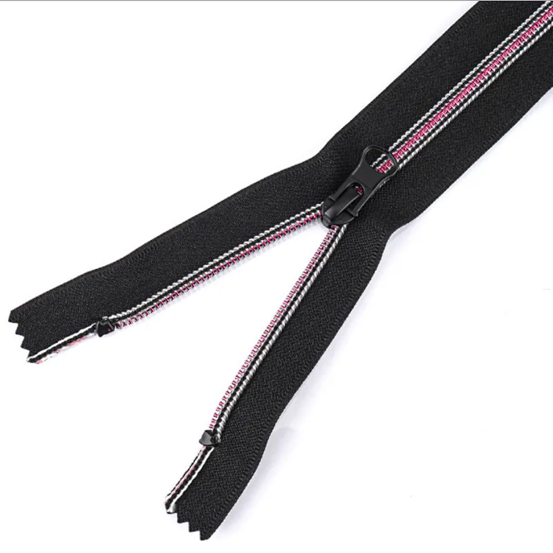 Nylon zipper