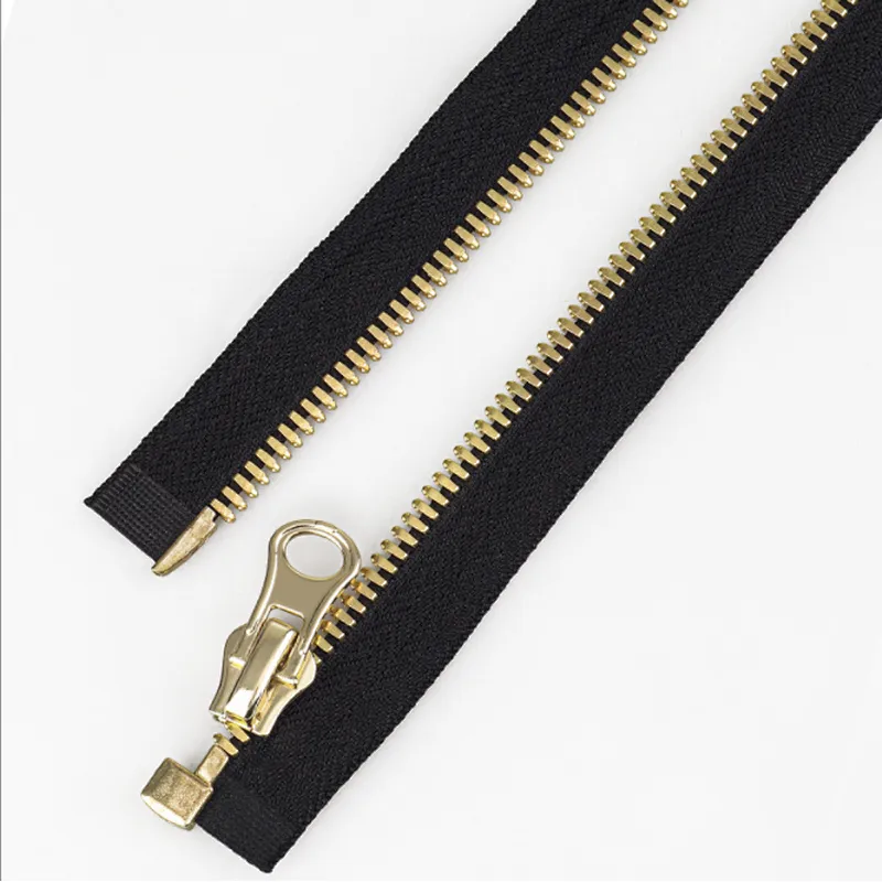 Metal zipper