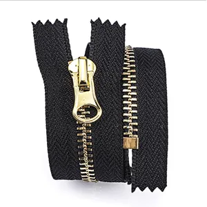 Metal zipper