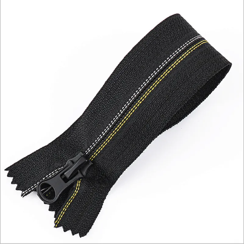 Nylon zipper
