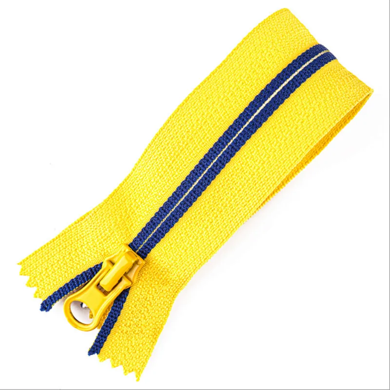 Nylon zipper