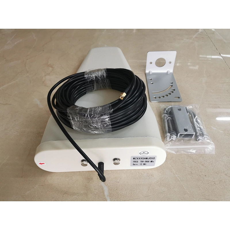 Long Range 698-2700Mhz 11dBi Log Parabolic 4G Outdoor Antenna