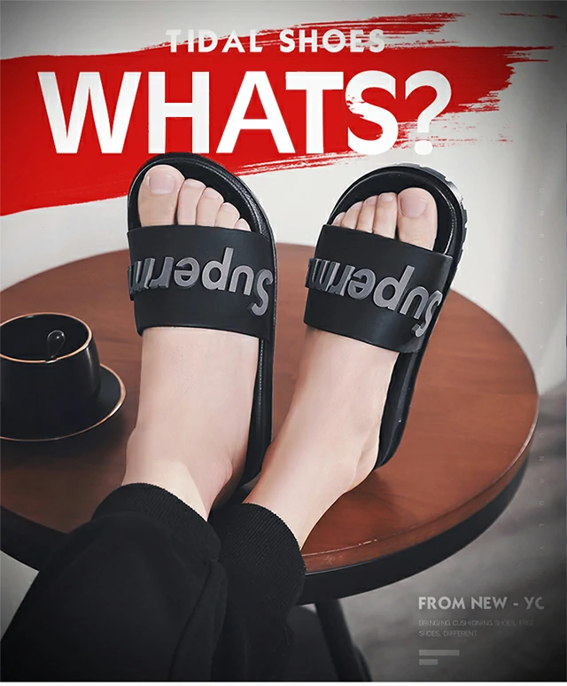 SUPERME BLACK SLIPPER