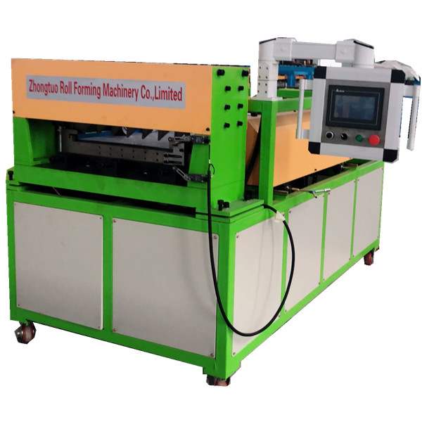 Small portable roll forming machine for wall panel or roofing sheet