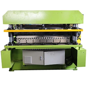 CORRUGATED SHEET ROLL FORMING MACHINE