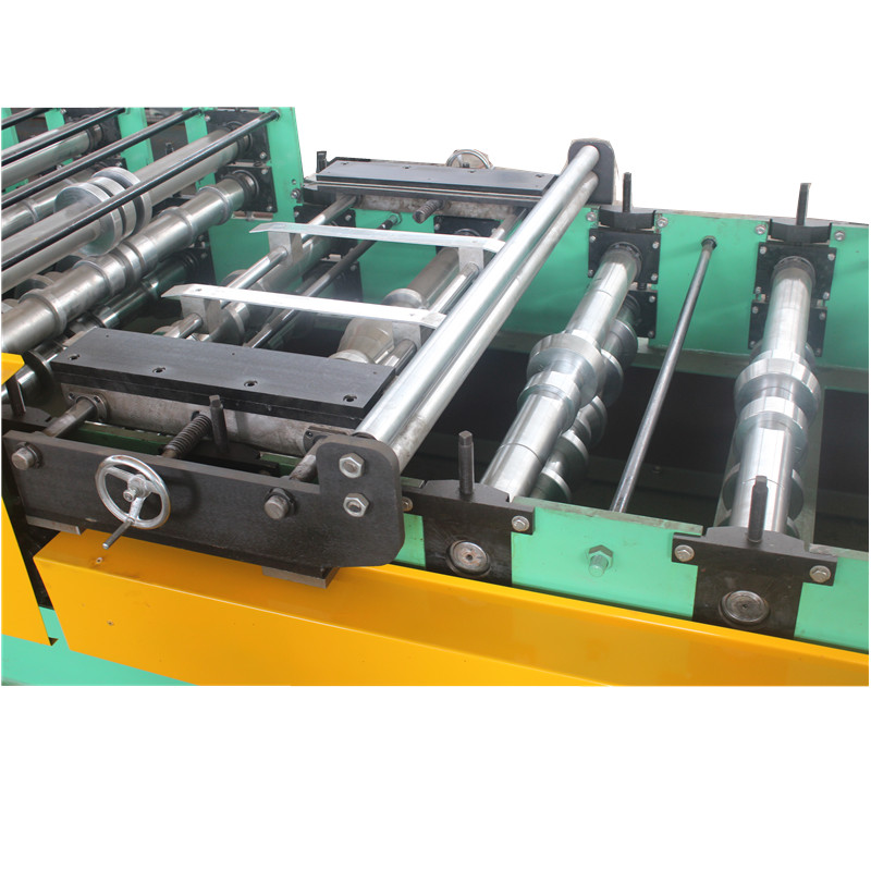 Double layer rolling forming machine