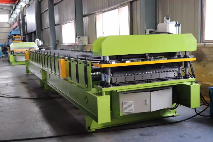 Aluminium corrugated sheet tile making machinery