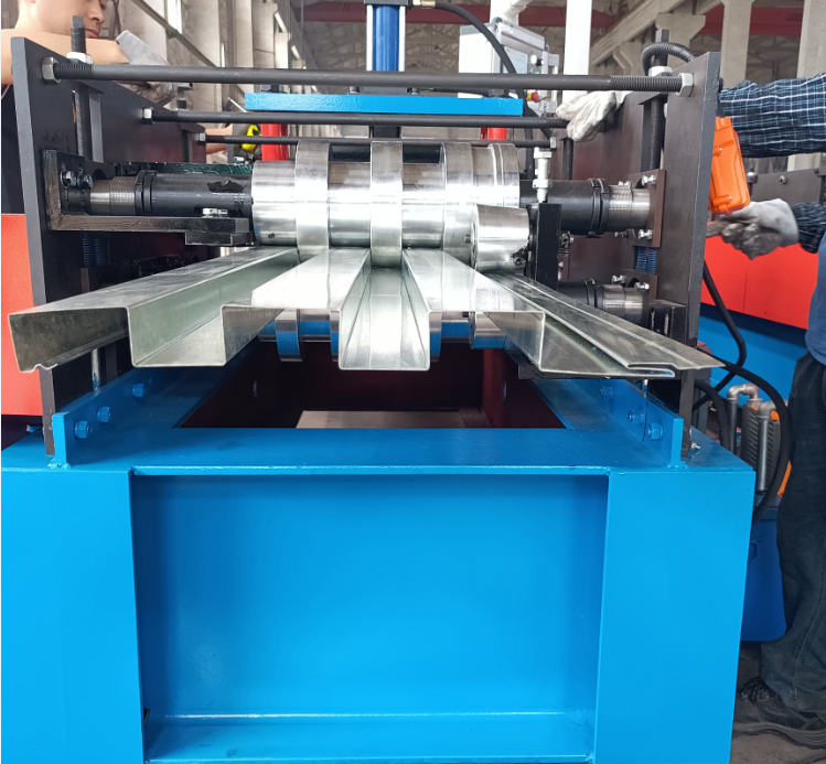 rolling forming machine
