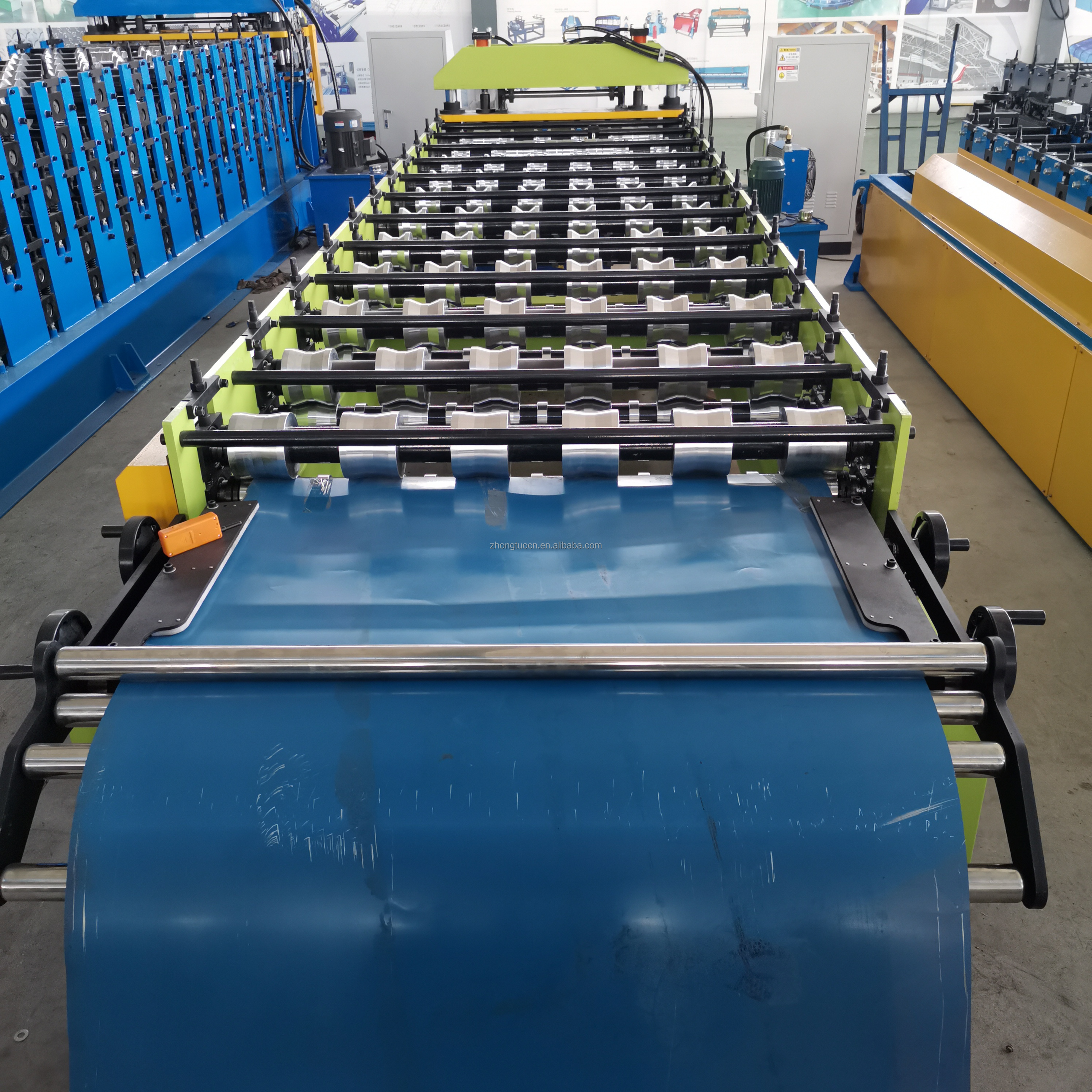 TR35/200 Trapezoidal Profile Roofing Sheet Roll Forming Machine for UAE
