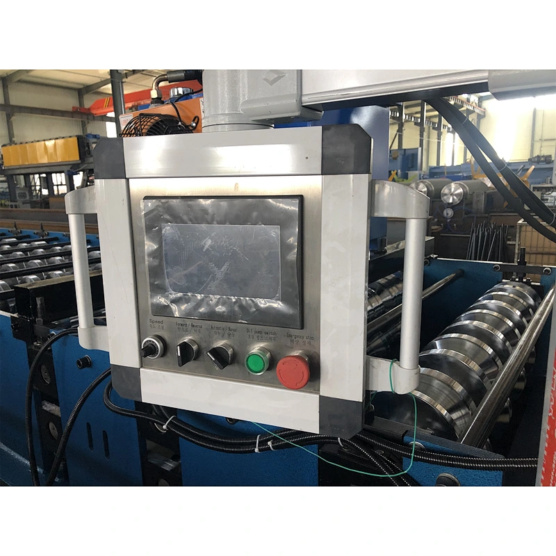 DTS Roofing Sheet Roll Forming Machine for Ghana