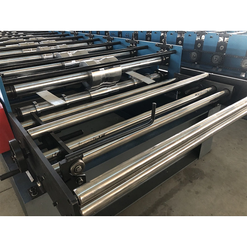 DTS Roofing Sheet Roll Forming Machine for Ghana
