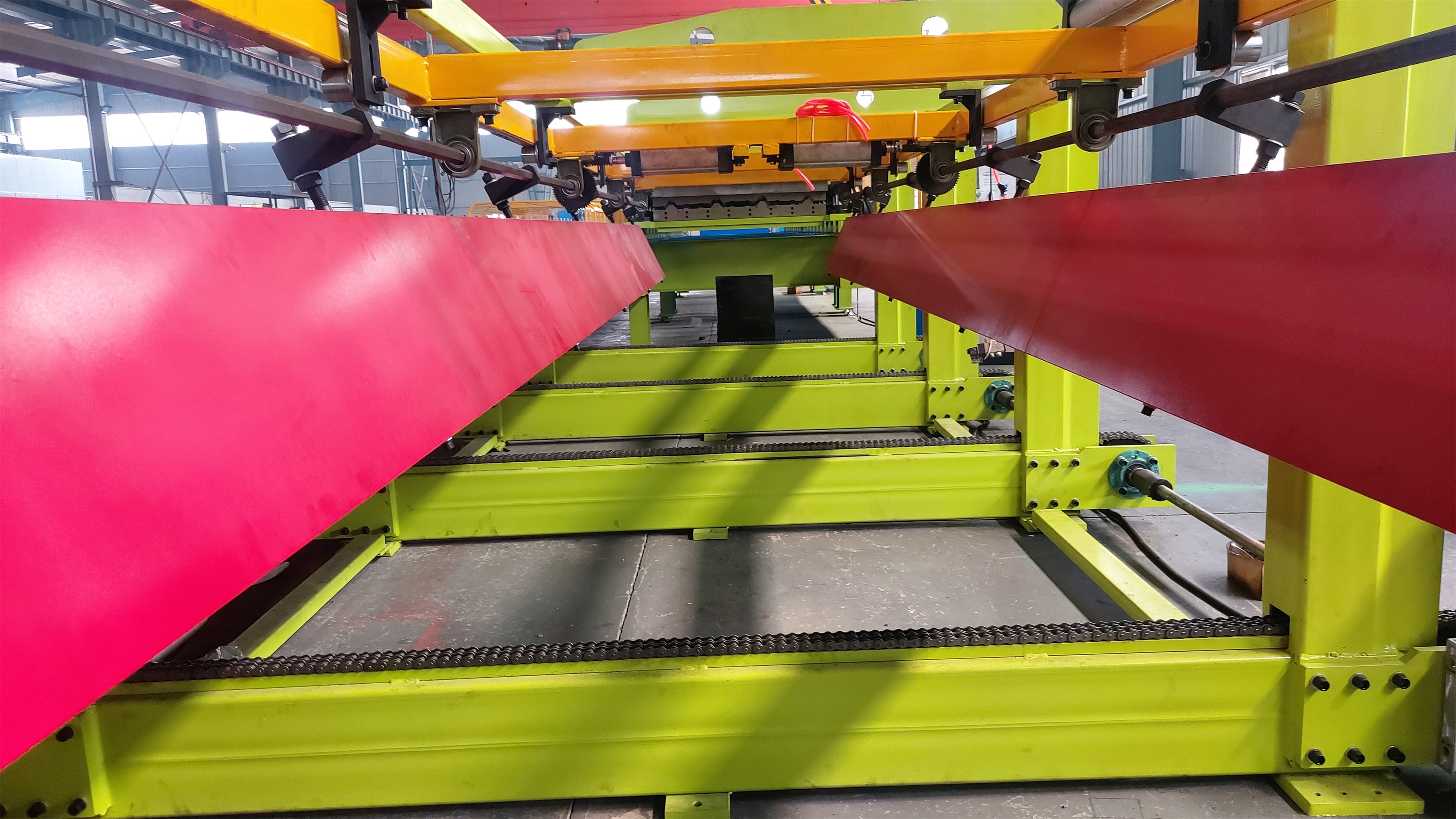 roofing panel roll forming machine