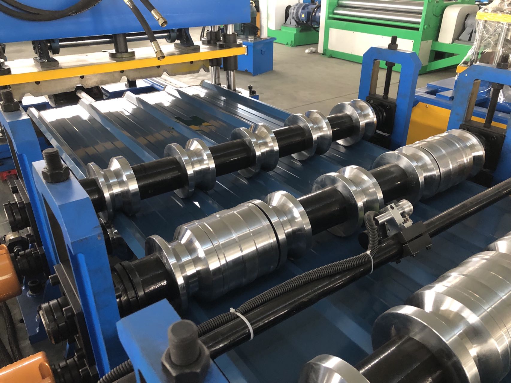 Metal Roofing Roll Forming Machine