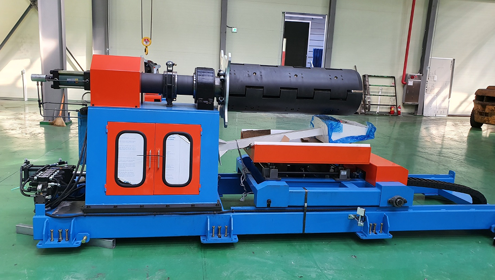 Automatic hydraulic decoiler