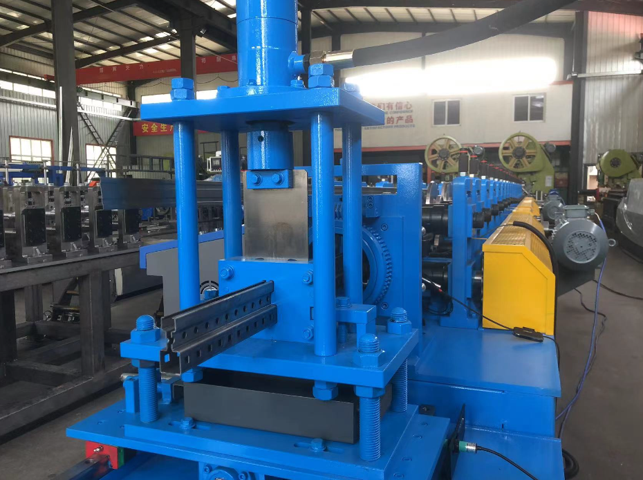 Rack Upright Roll Forming Machine