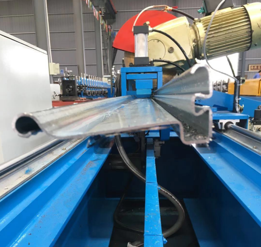 rail roll forming machine