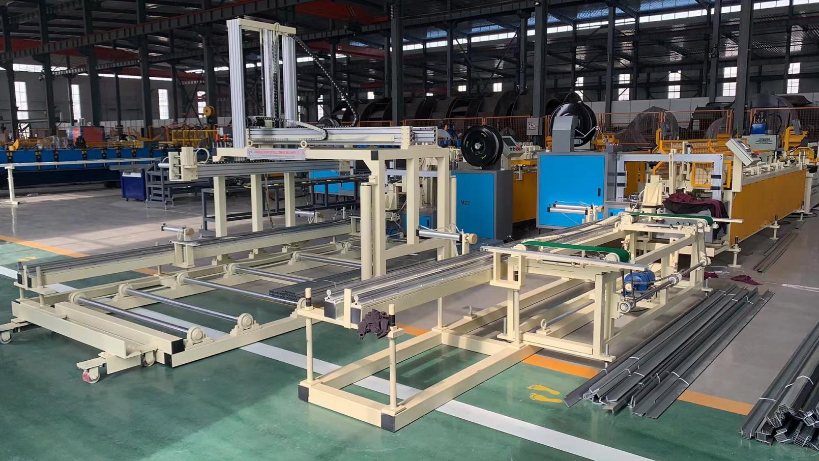 U stabilizer rolling machine