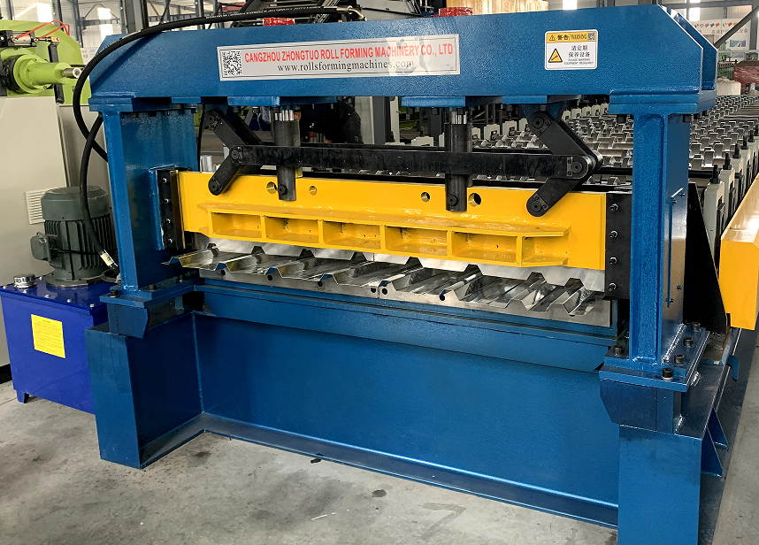 Molding frame metal roofing sheet machine
