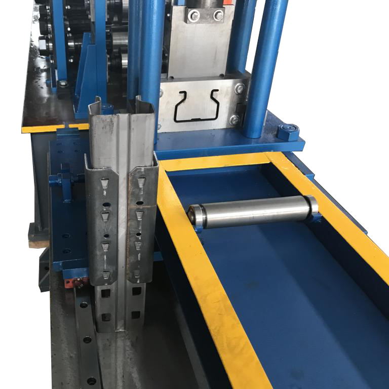 Selective Pallet Racking rolling forming machine