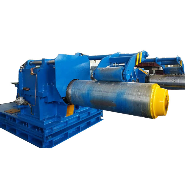 Hydraulic decoiler for the metal slitting line