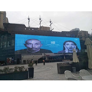P7.8 Transparent Glass Curtain Wall LED Display