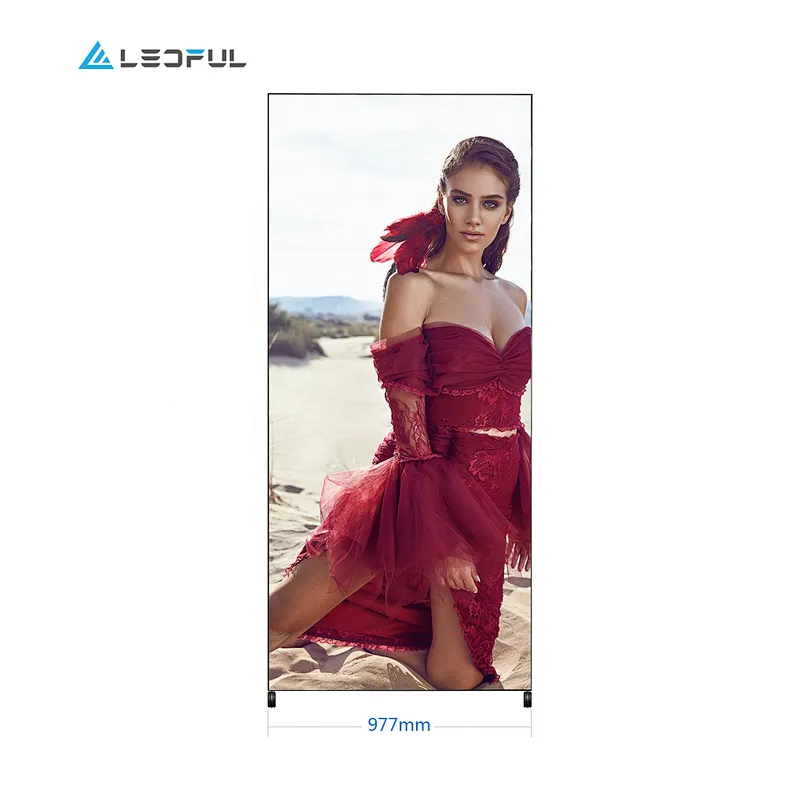 China top quality P2.5mm high definition media LED Poster