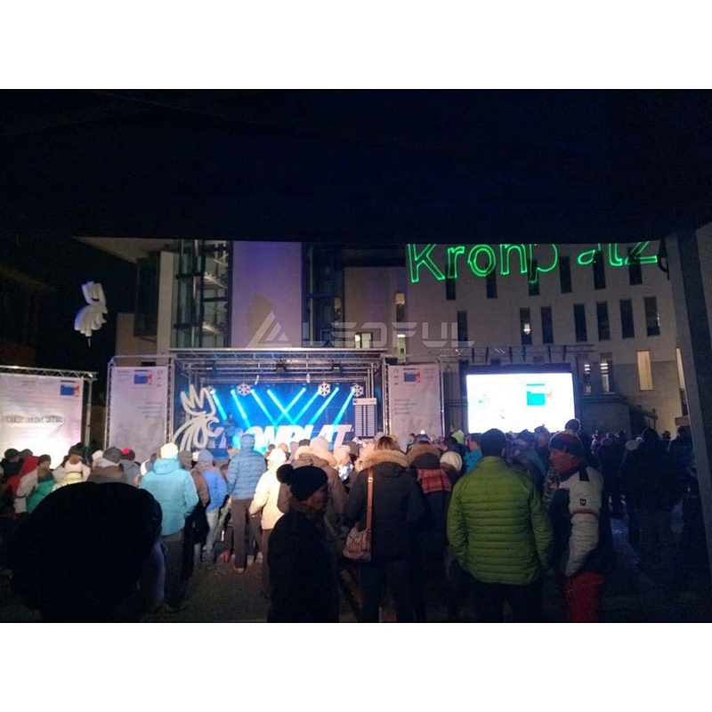 Shenzhen P2.8 light and thin 500*500mm stage rental LED display screen