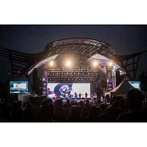 Shenzhen P2.8 light and thin 500*500mm stage rental LED display screen