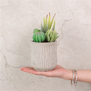 Realistic Plastic Flower in Grey Cement Pot for Table Decoration