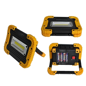500 Lumens Panten Design 5W COB Work Light Led 4AA Battery Torch with Portable Carry Handle
