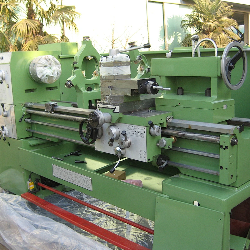 Engine Lathe Machine