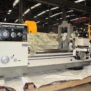 Heavy Duty Horizontal Lathe Machine