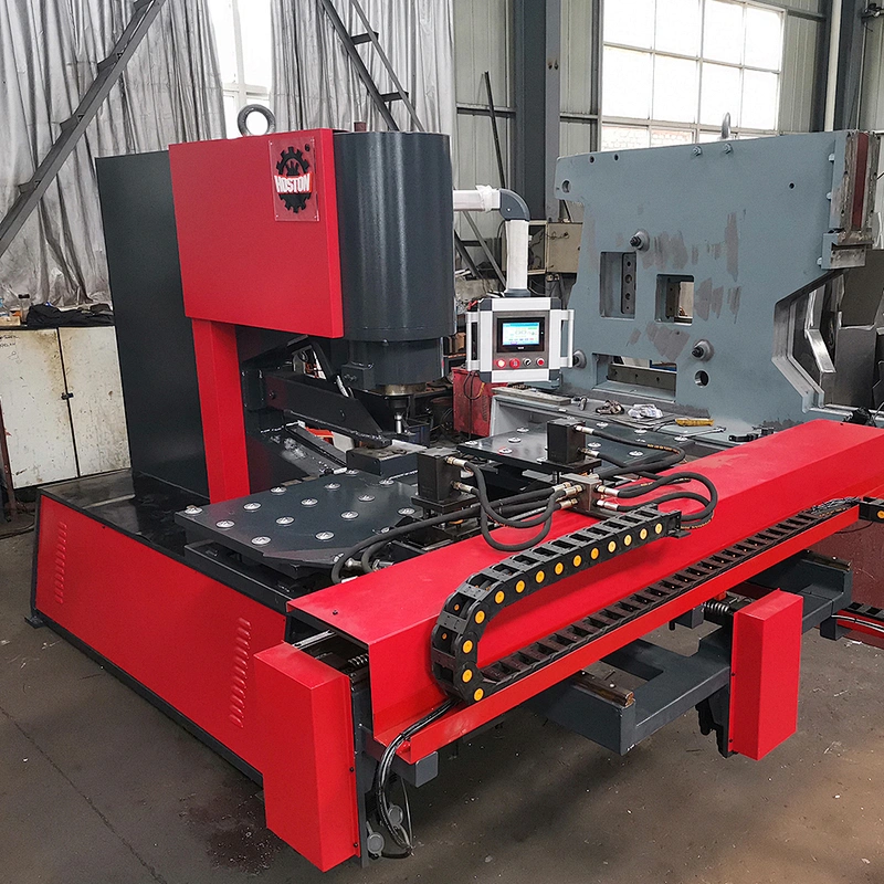 CNC Hydraulic Punching Machine