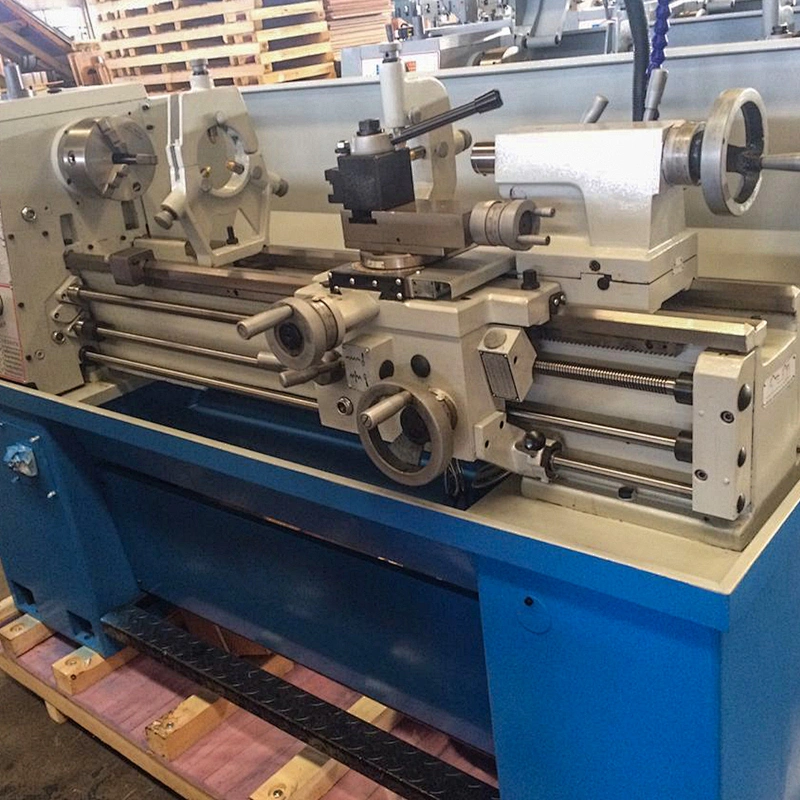 Engine Lathe Machine
