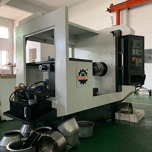 Light Duty Single Roller CNC Metal Spinning Machine